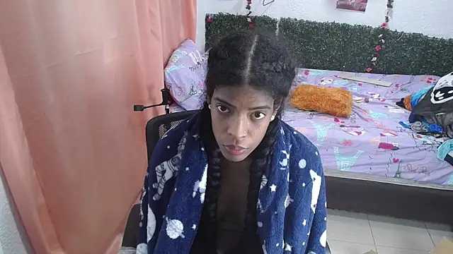 thianahorny online show from 06/10/26, 03:24