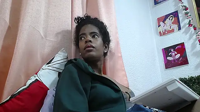 thianahorny online show from 05/15/26, 01:25