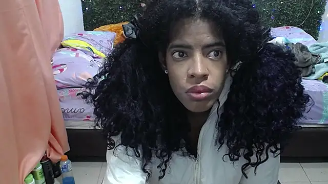 thianahorny online show from 05/12/26, 12:33