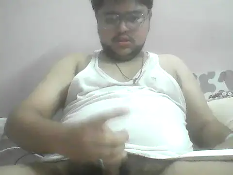 hotboy78624 online show from 11/08/25, 01:58