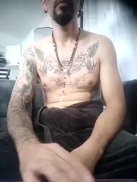 Juicydick420-xxx online show from 11/05/25, 09:40