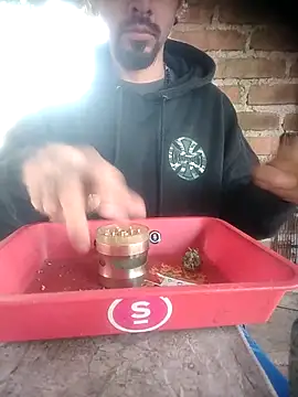 Juicydick420-xxx online show from 11/02/25, 02:00