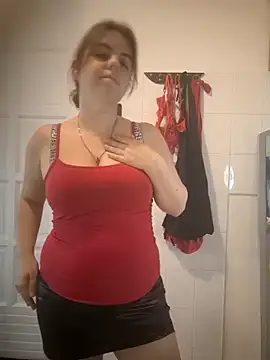 Snapshot of GeilesLuder36 chatting on 11/07/25, 09:30 GeilesLuder36 online show from 11/07/25, 09:30