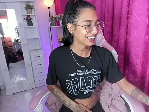 KarlaSlutSkinny   online show from 04/15/26, 07:58