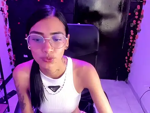 KarlaSlutSkinny   online show from 02/17/26, 09:23