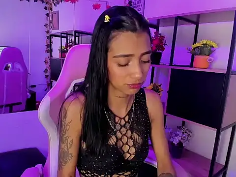 KarlaSlutSkinny   online show from 02/05/26, 08:59