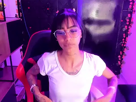 KarlaSlutSkinny   online show from 02/27/26, 09:03