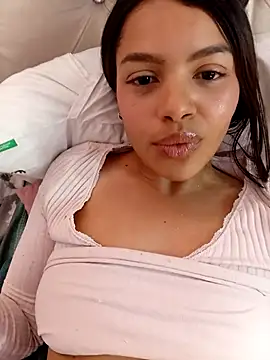 MeganHillss online show from 12/04/25, 08:52