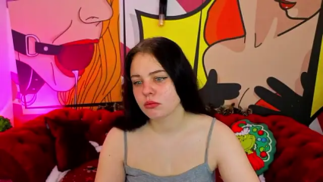 SnowWhiti online show from 01/07/26, 06:29