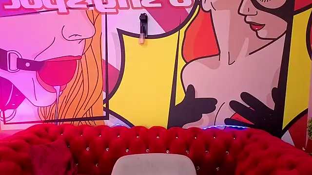 SnowWhiti online show from 11/16/25, 01:38