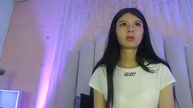 SweetRenata  online show from 12/20/25, 11:24