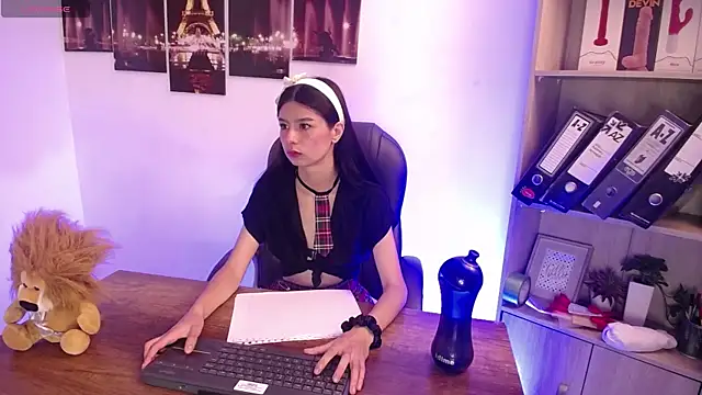 SweetRenata  online show from 02/13/26, 12:05