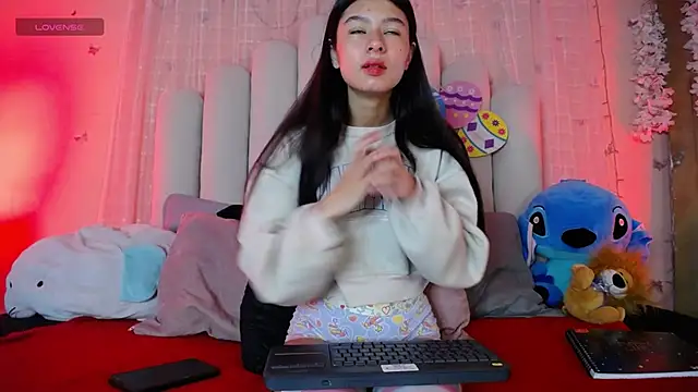 SweetRenata  online show from 03/05/26, 11:51