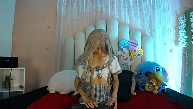 SweetRenata  online show from 03/12/26, 11:47