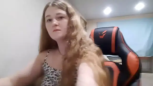 KissFlamee online show from 11/03/25, 03:37