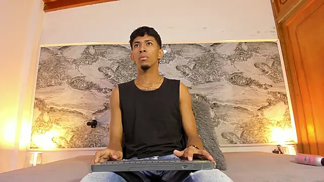 Ethan thouse online show from 10/12/25, 07:26