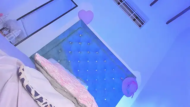 ChocoBunny1 online show from 04/11/26, 07:45