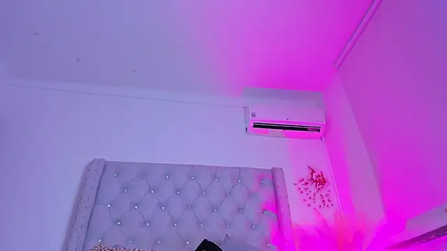 ChocoBunny1 online show from 11/10/25, 04:06