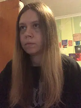 LunaVirelle online show from 11/01/25, 02:33