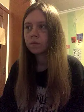 LunaVirelle online show from 11/14/25, 09:07