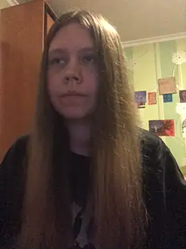 LunaVirelle online show from 04/19/26, 08:33