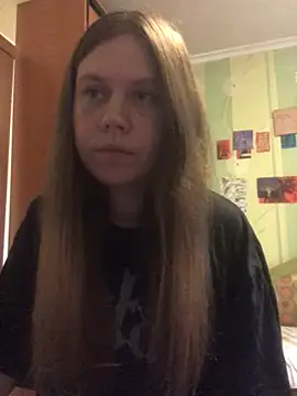 LunaVirelle online show from 07/19/26, 05:32