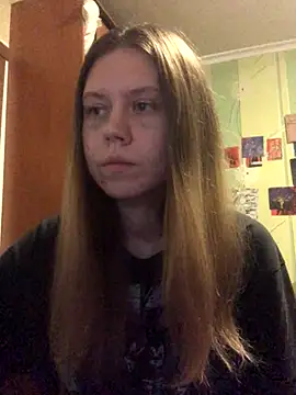 Snapshot of LunaVirelle chatting on 10/13/25, 06:20 LunaVirelle online show from 10/13/25, 06:20