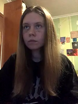 LunaVirelle online show from 10/29/25, 06:29