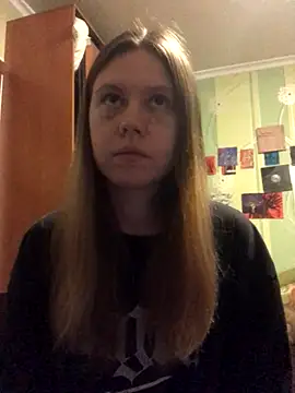 LunaVirelle online show from 10/21/25, 05:01