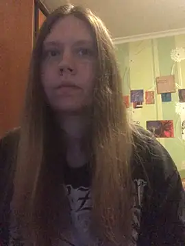 LunaVirelle online show from 04/18/26, 07:18