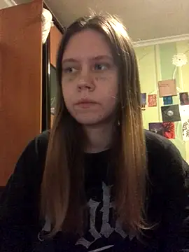 Snapshot of LunaVirelle chatting on 10/19/25, 09:06 LunaVirelle online show from 10/19/25, 09:06