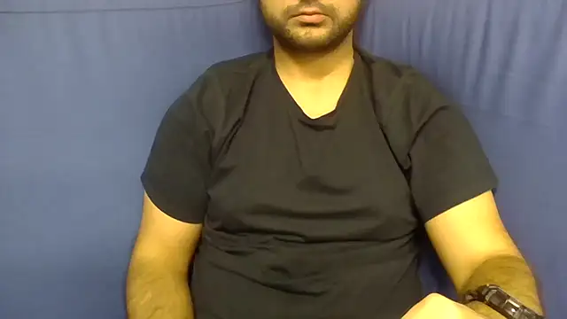 Snapshot of sci69 chatting on 11/26/25, 04:07 sci69 online show from 11/26/25, 04:07