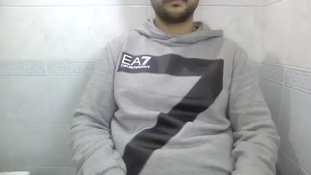 Snapshot of sci69 chatting on 02/11/26, 03:12 sci69 online show from 02/11/26, 03:12