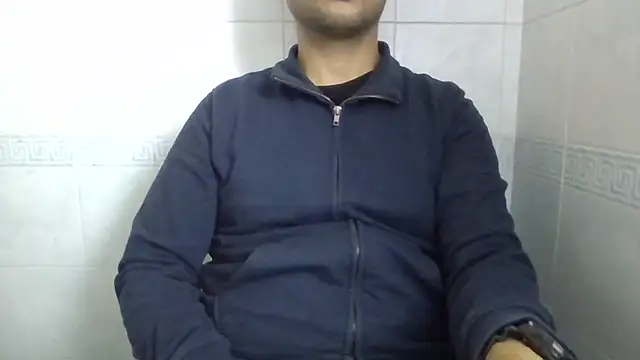 Snapshot of sci69 chatting on 05/04/26, 01:14 sci69 online show from 05/04/26, 01:14