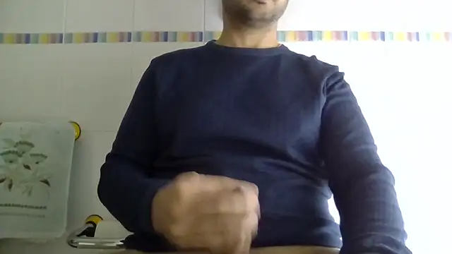 Snapshot of sci69 chatting on 12/17/25, 01:38 sci69 online show from 12/17/25, 01:38