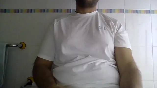 Snapshot of sci69 chatting on 10/18/25, 12:40 sci69 online show from 10/18/25, 12:40