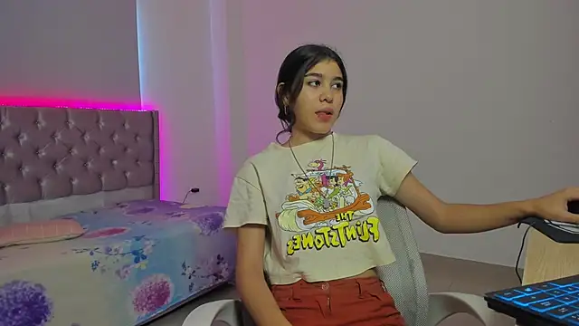 beiby glow online show from 10/22/25, 03:00