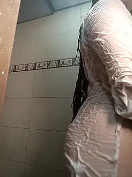 Scarlet Aura online show from 11/20/25, 10:42