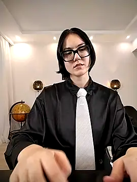 Marie Fitch online show from 11/13/25, 03:43