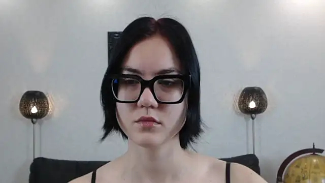 Marie Fitch online show from 12/05/25, 12:54