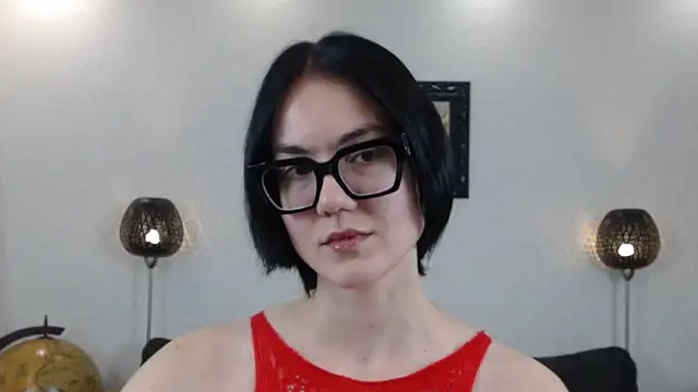 Marie Fitch online show from 11/11/25, 02:06