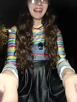 Lucy colee online show from 11/14/25, 02:59