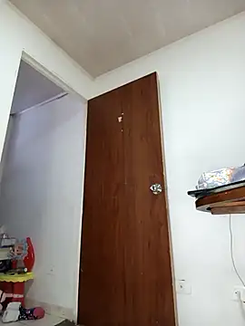 Lucy colee online show from 10/22/25, 02:05