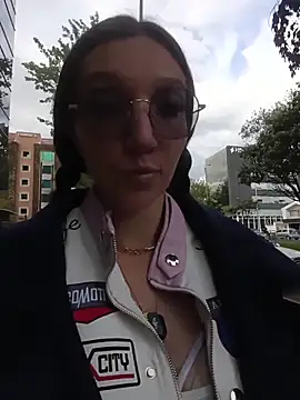 Lucy colee online show from 02/17/26, 10:29