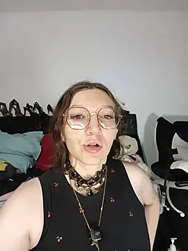 Lucy colee online show from 03/08/26, 03:37