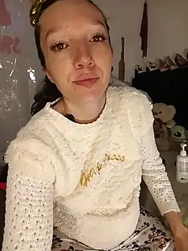 Lucy colee online show from 04/13/26, 03:27