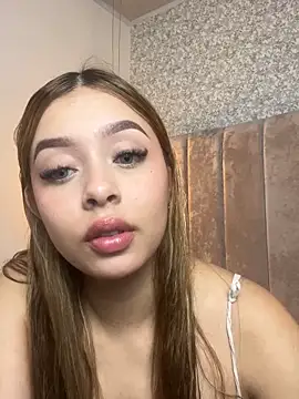 Snapshot of Karoline_606 chatting on 03/28/26, 06:03 Karoline 606 online show from 03/28/26, 06:03