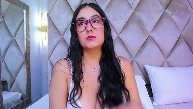 GabyParker  online show from 12/02/25, 12:07