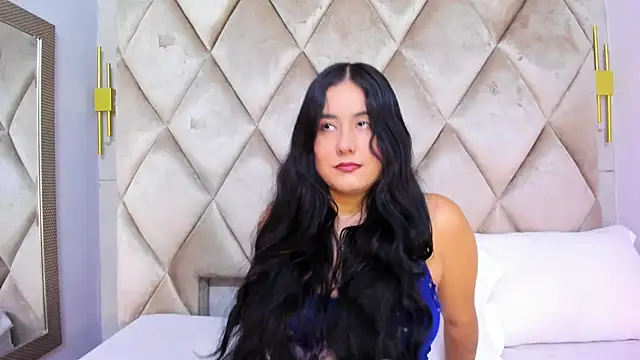 GabyParker  online show from 04/18/26, 12:07