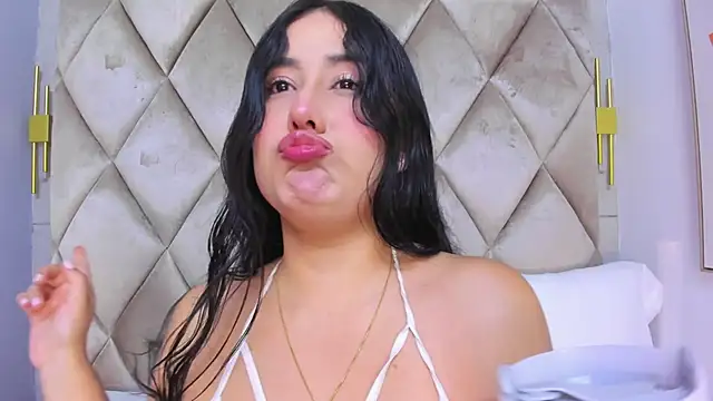 GabyParker  online show from 05/14/26, 12:24